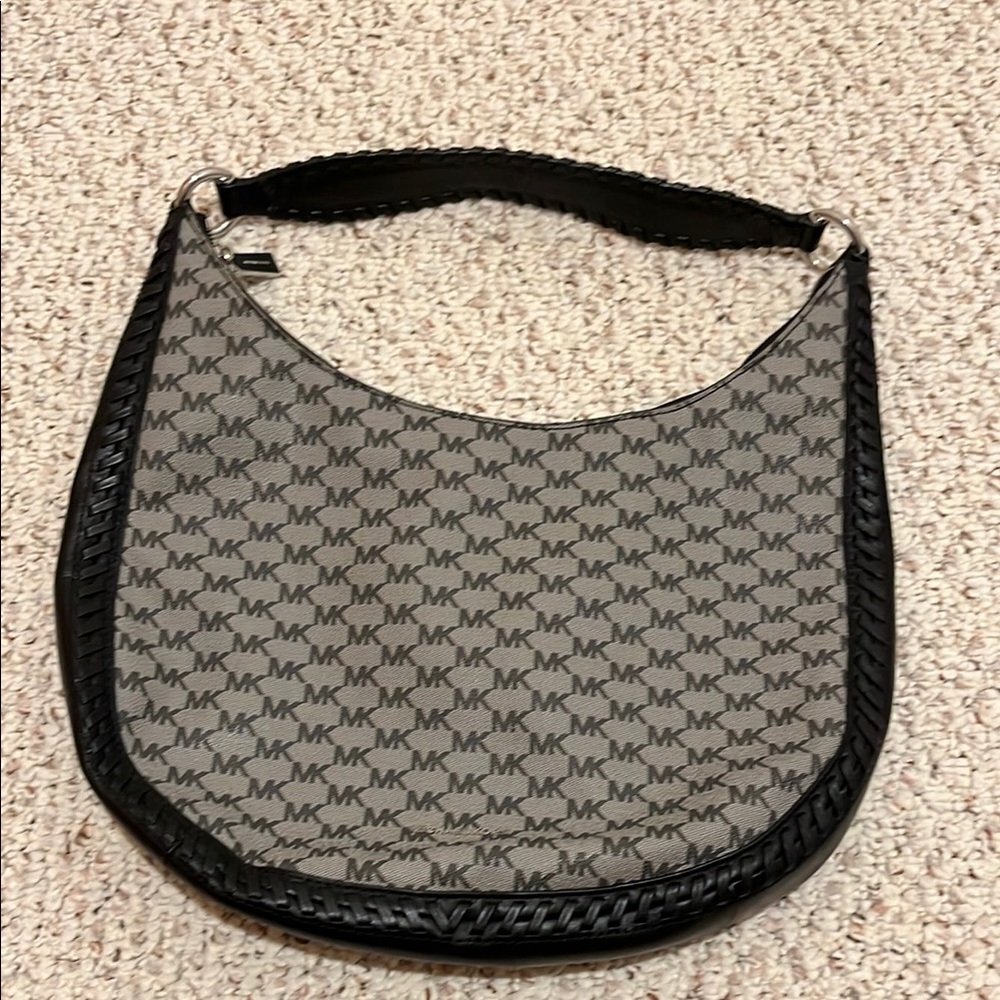 Michael kors shoulder bag